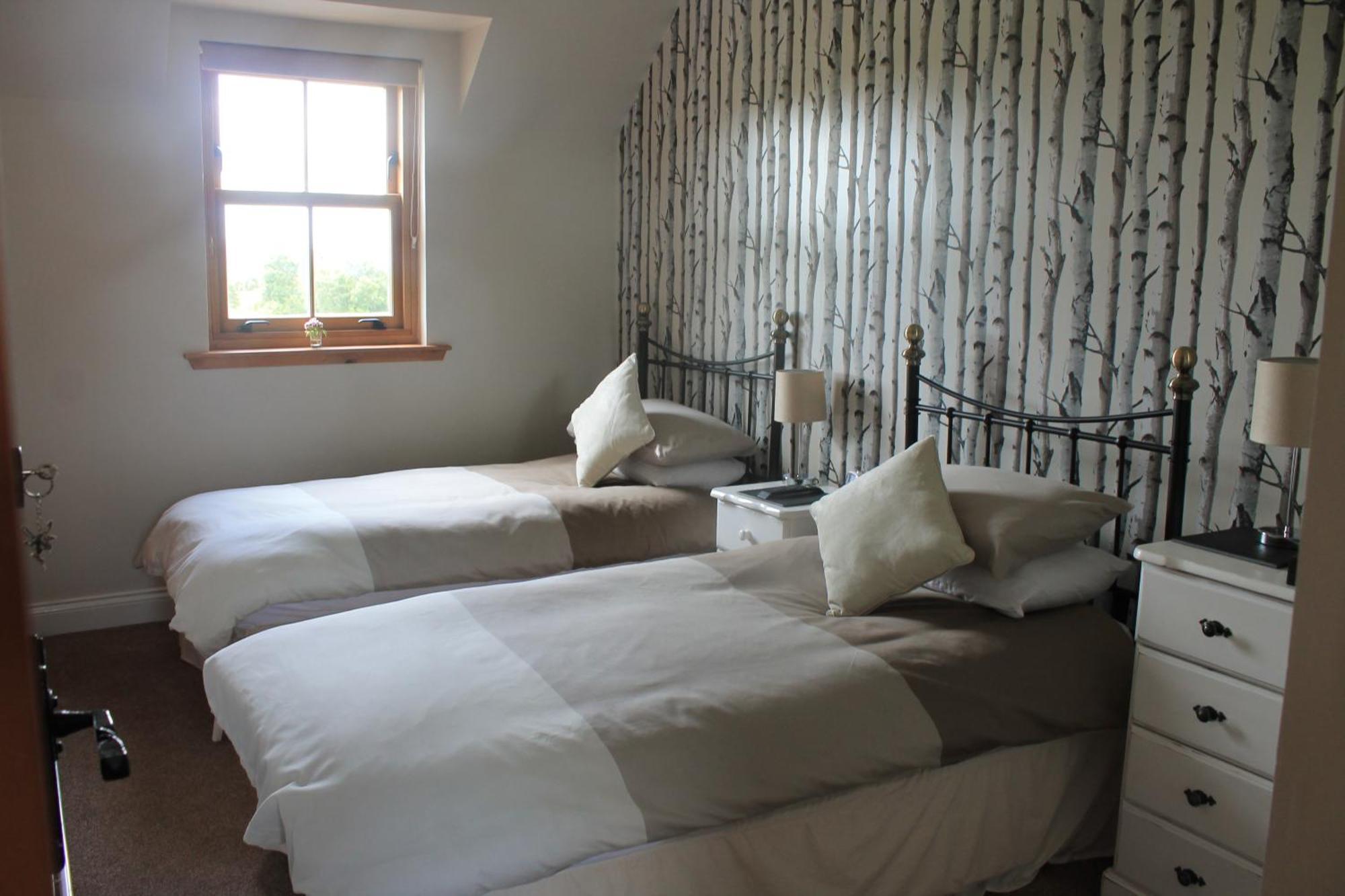 Ach-Na-Sidhe Bed & Breakfast Dores Exterior foto
